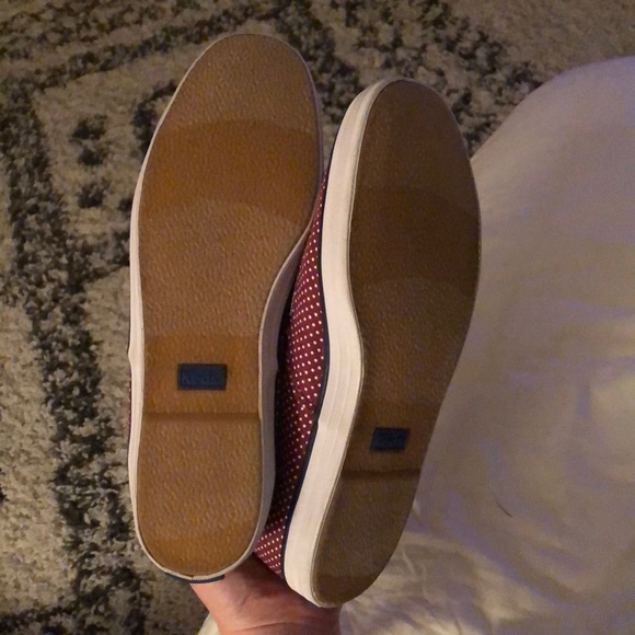 Keds - burgundy polka dots 💕 - Picture 3 of 5